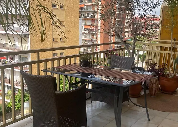 Cozy One Bedroom, Big Balcony, Pool Area - Yamasol