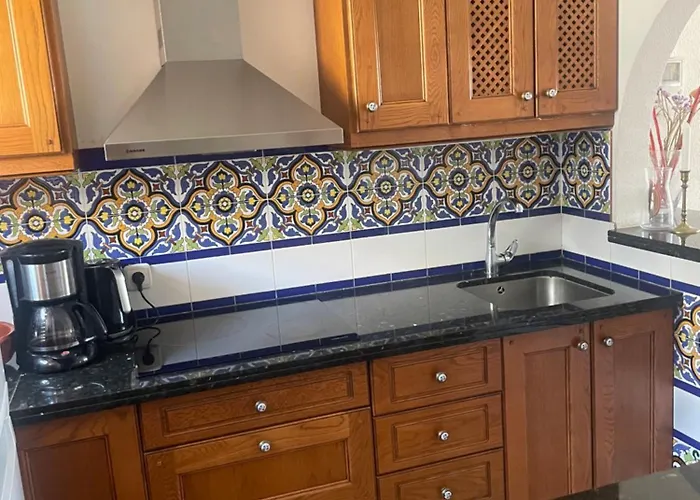 Apartment Cozy One Bedroom, Big Balcony, Pool Area - Yamasol