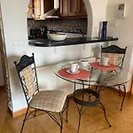 Cozy One Bedroom, Big Balcony, Pool Area - Yamasol
